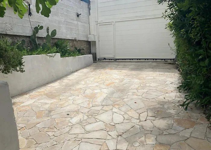 Willa 12mn Walk From Le Palais