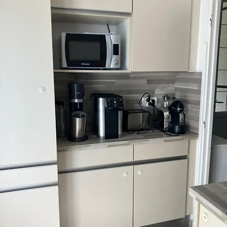 Villa 12mn Walk From Le Palais *