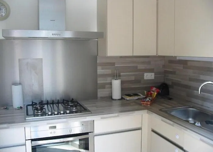 12mn Walk From Le Palais فيلة